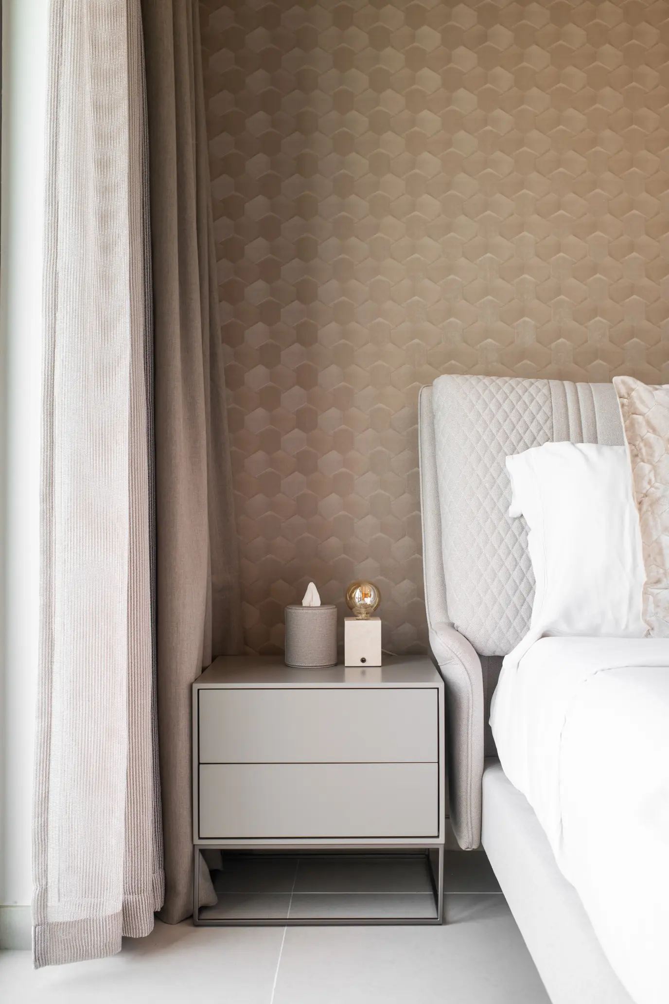 Burj Royal Penthouse Daniels Holiday Homes